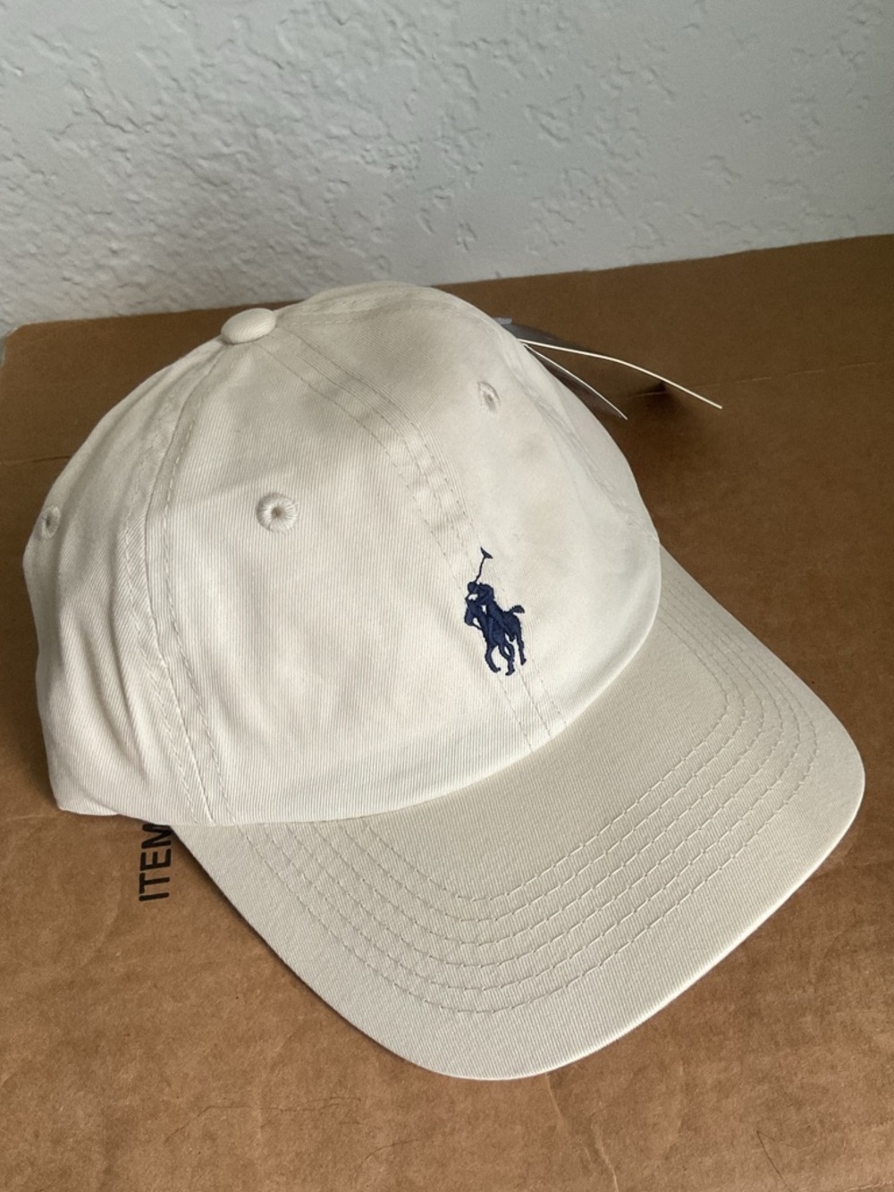 Polo by Ralph Lauren Men’s Polo Cap in Cream with Navy Pony